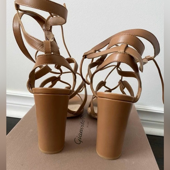 Gianvitto Rossi Lace Up Sandals, size 10.5 - Picture 2 of 4